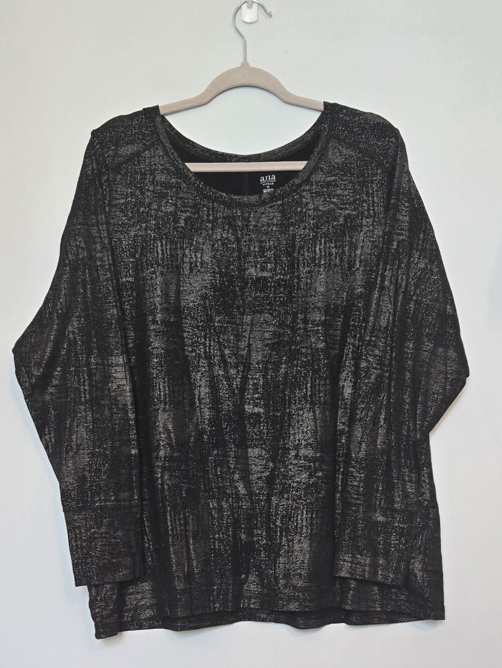 Women’s Black Metallic Texture Long Sleeve Top size 2X